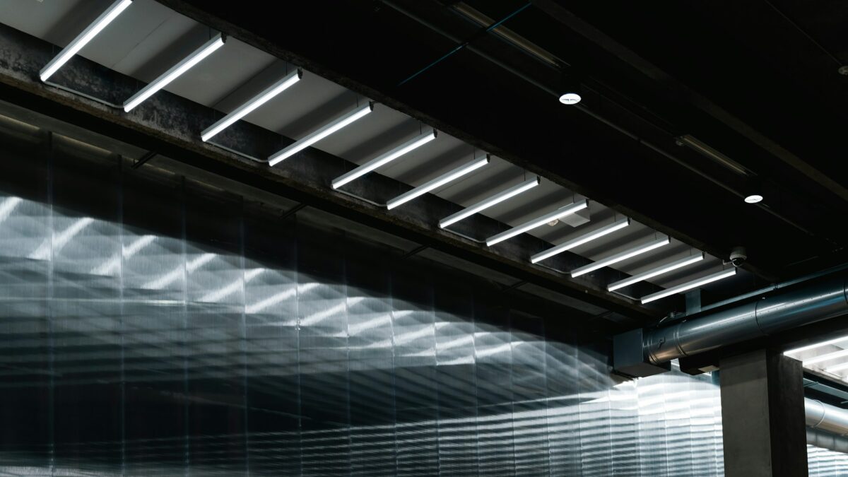 Waarom industriële LED lampen een slimme investering zijn voor bedrijven